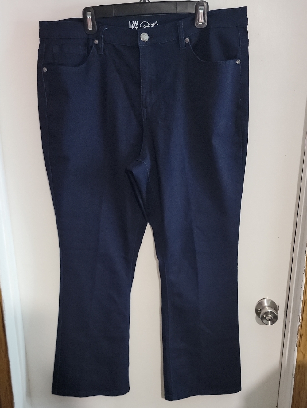 DG2 By Diane Gilman Dark Blue Stretch Straight Jeans 18WP NWOT